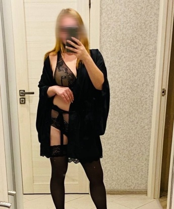 💋 Очарую тебя своей нежностью и сексуальностью. У меня есть множество возможностей, чтобы ты почувствовал себя полностью удовлетворенным и расслабленным. Фото в моем профиле подтверждают мою красоту и соблазнительность. 💃📷 Заходи и убедись сам! У меня также есть отзывы, которые подтверждают мою надежность и профессионализм. Живу в Москве, поэтому возможность встречи есть всегда. Не упускай возможность окунуться в мир наслаждений вместе со мной! 🌟 Тамара
